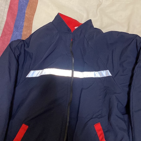 Vintage and Authentic Jacket - Picture 2 of 4